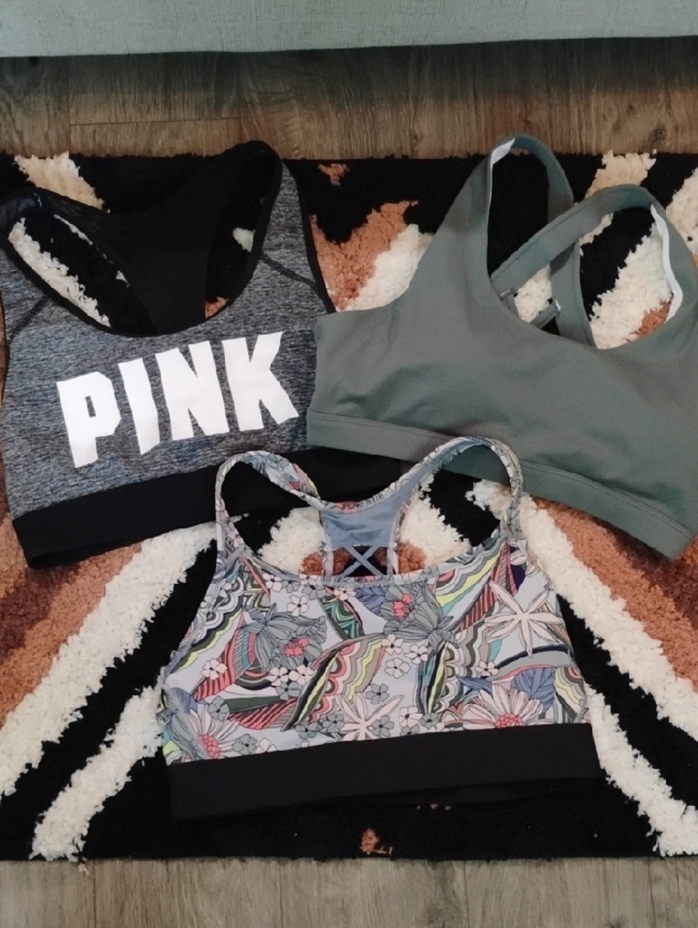 PINK Victoria's Secret Gray Marled Logo Sports Bra & Assorted Crop Tops Set